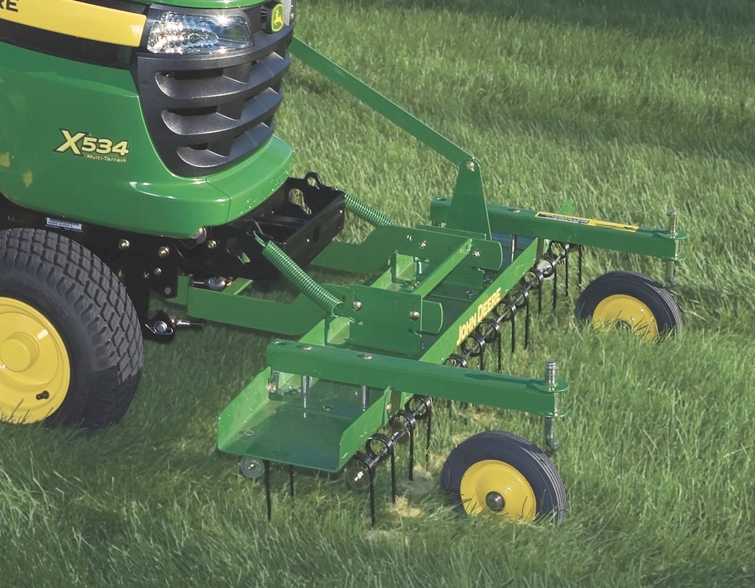 john-deere-dethatcher